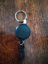 Load image into Gallery viewer, Retractable Badge Reel